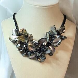 Black Shell Flower Statement Necklace Pearl Accent Vintage – Dark Romantic